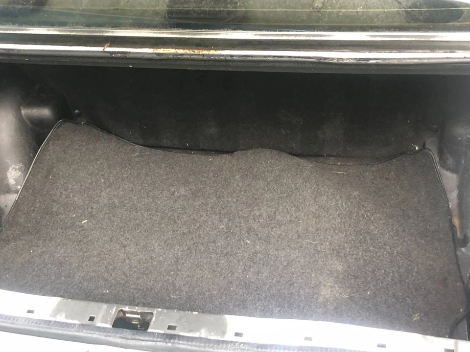 1986 Mercedes-Benz 190E - Image 18 of 22