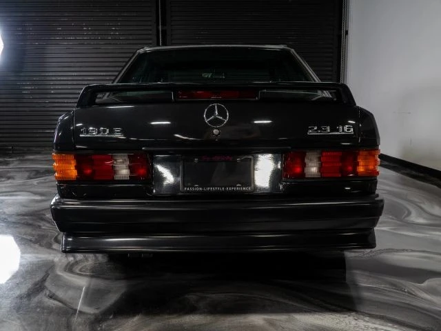 1986 Mercedes-Benz 190E 2.3-16 & 2.5-16 - Image 11 of 21