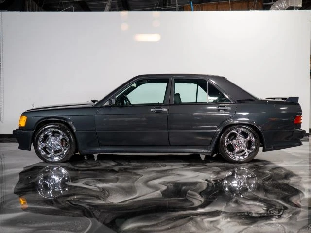 1986 Mercedes-Benz 190E 2.3-16 & 2.5-16 - Image 15 of 21