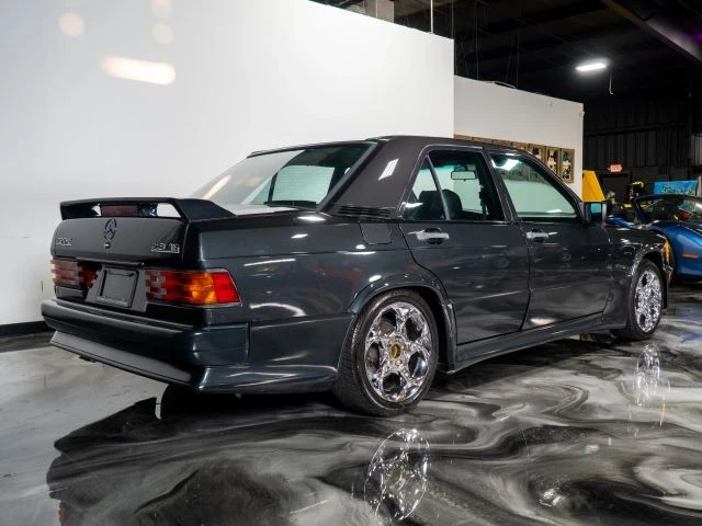 1986 Mercedes-Benz 190E 2.3-16 & 2.5-16 - Image 7 of 21