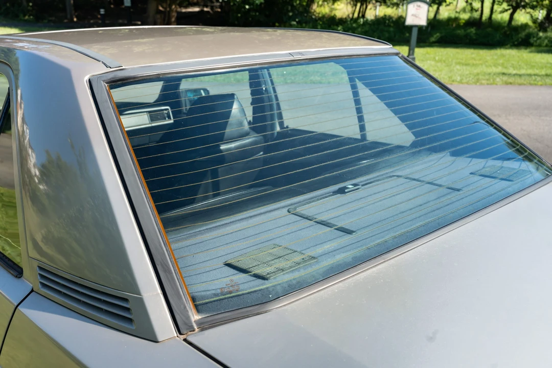 1986 Mercedes-Benz 190E 2.3-16 & 2.5-16 - Image 24 of 31