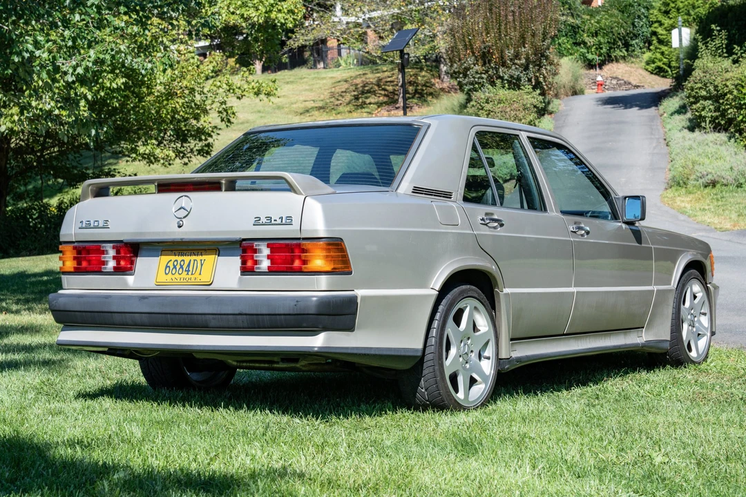 1986 Mercedes-Benz 190E 2.3-16 & 2.5-16 - Image 6 of 31