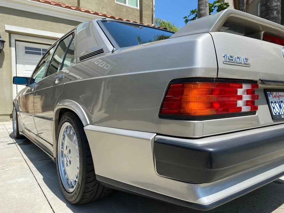 1986 Mercedes-Benz 190E 2.3-16 & 2.5-16 - Image 27 of 31