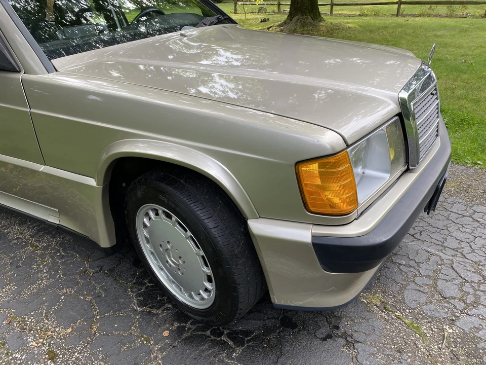 1986 Mercedes-Benz 190E 2.3-16 & 2.5-16 - Image 17 of 31