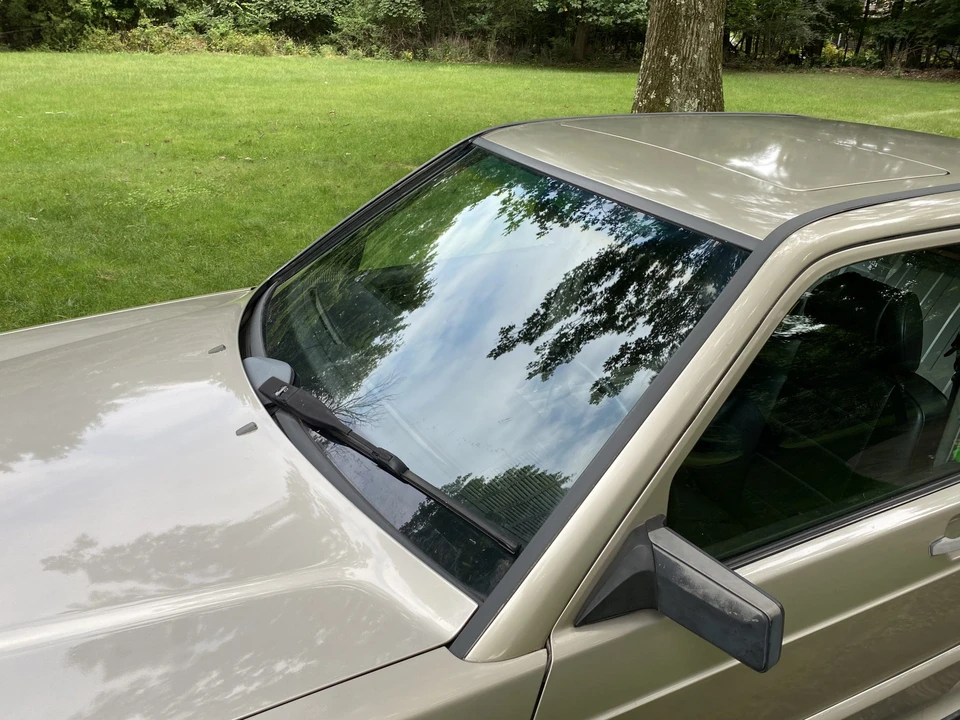 1986 Mercedes-Benz 190E 2.3-16 & 2.5-16 - Image 22 of 31