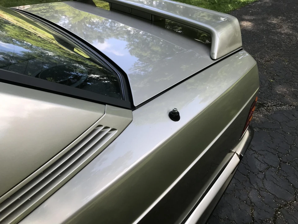 1986 Mercedes-Benz 190E 2.3-16 & 2.5-16 - Image 26 of 31