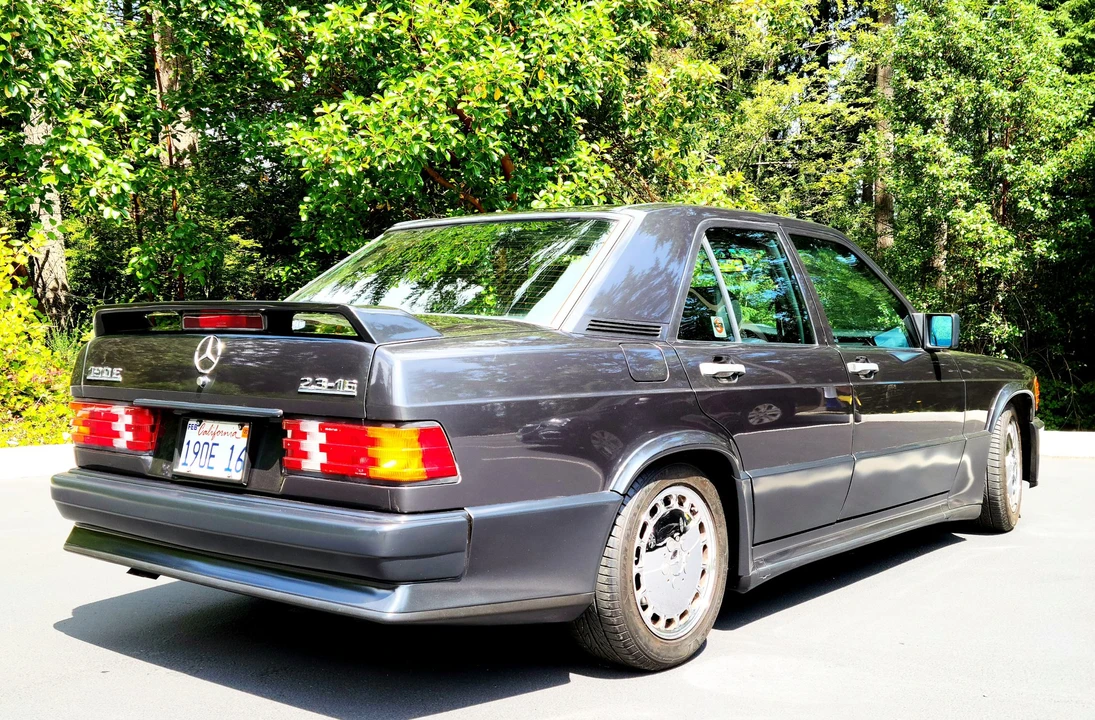 1986 Mercedes-Benz 190E 2.3-16 & 2.5-16 - Image 14 of 31