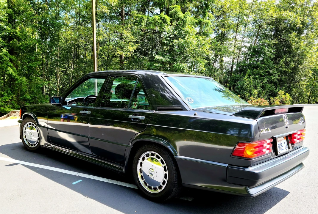 1986 Mercedes-Benz 190E 2.3-16 & 2.5-16 - Image 19 of 31