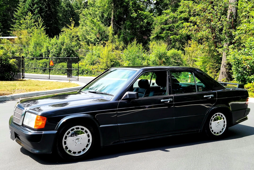 1986 Mercedes-Benz 190E 2.3-16 & 2.5-16 - Image 24 of 31