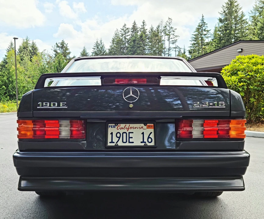 1986 Mercedes-Benz 190E 2.3-16 & 2.5-16 - Image 16 of 31