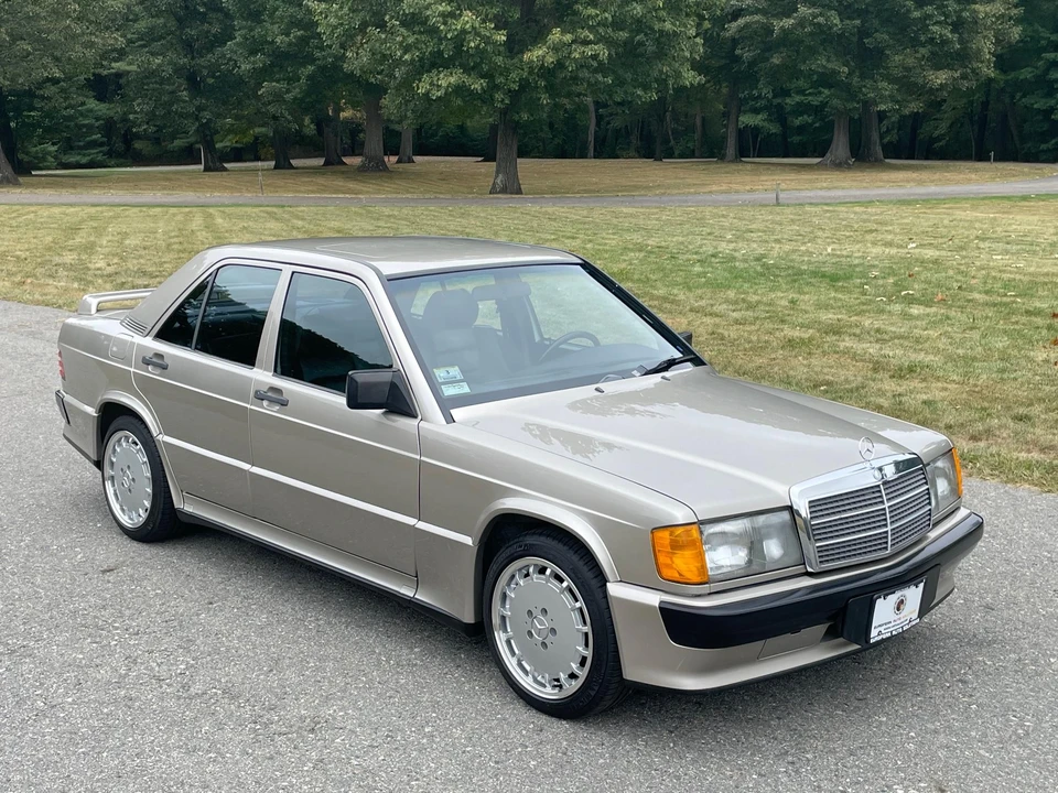 1986 Mercedes-Benz 190E 2.3-16 & 2.5-16 - Image 5 of 31