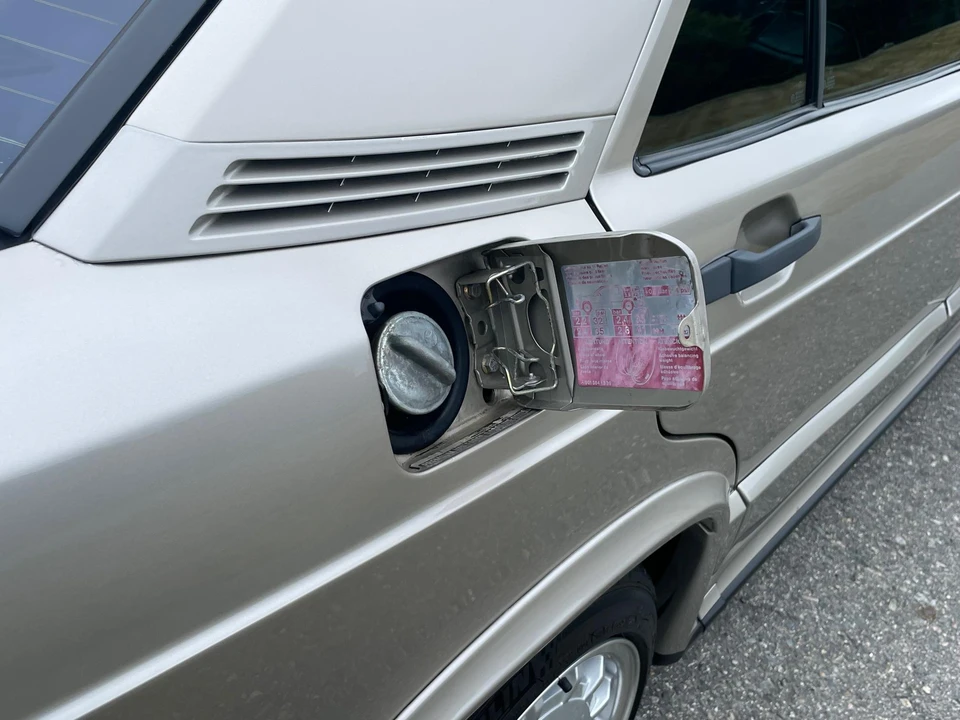 1986 Mercedes-Benz 190E 2.3-16 & 2.5-16 - Image 23 of 31