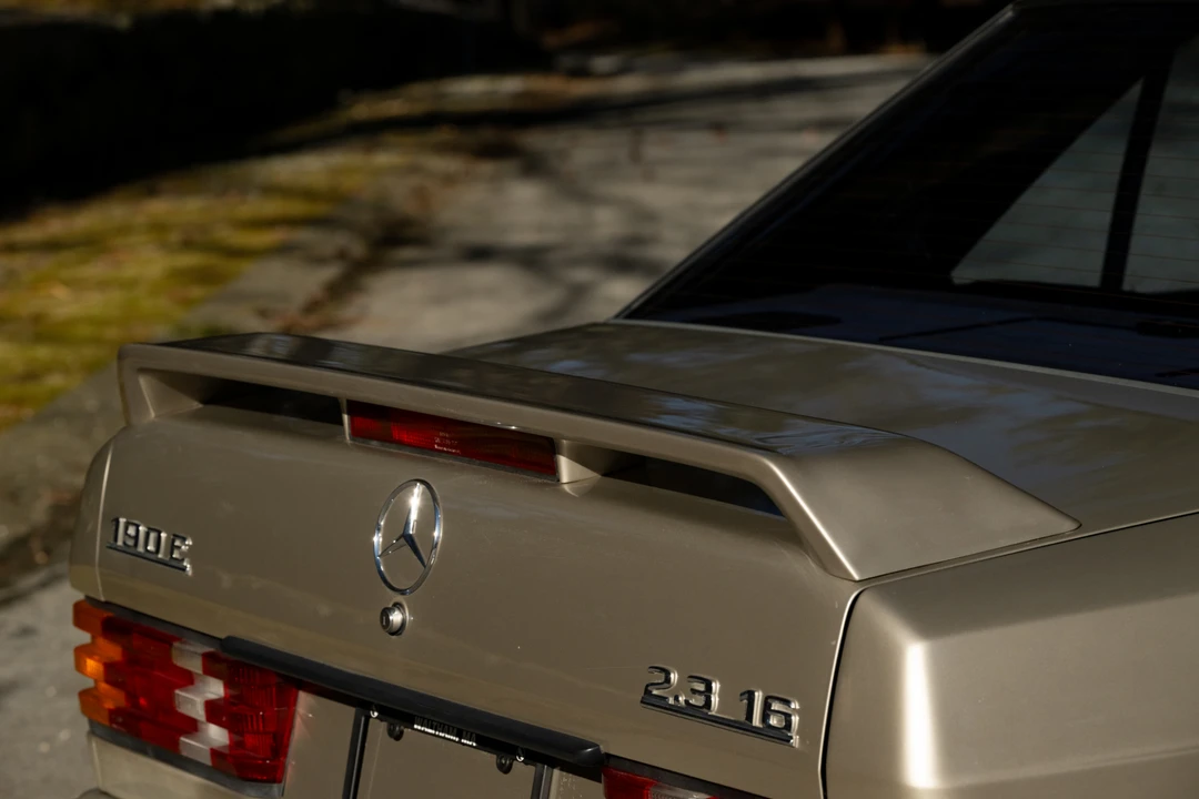 1986 Mercedes-Benz 190E 2.3-16 & 2.5-16 - Image 26 of 31