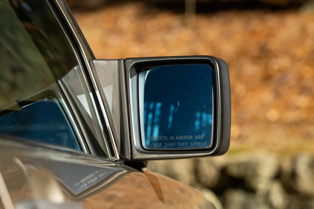 1986 Mercedes-Benz 190E 2.3-16 & 2.5-16 - Image 21 of 31
