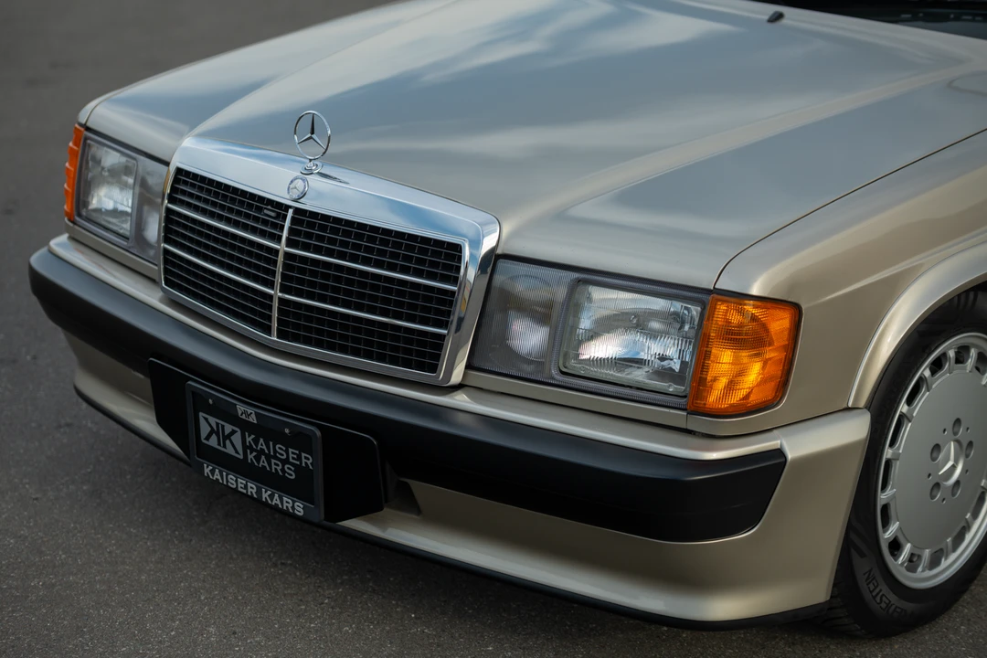 1986 Mercedes-Benz 190E 2.3-16 & 2.5-16 - Image 11 of 31