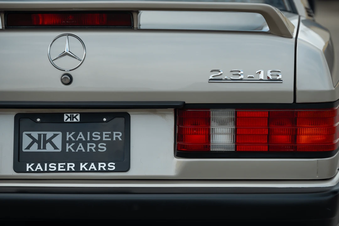 1986 Mercedes-Benz 190E 2.3-16 & 2.5-16 - Image 26 of 31