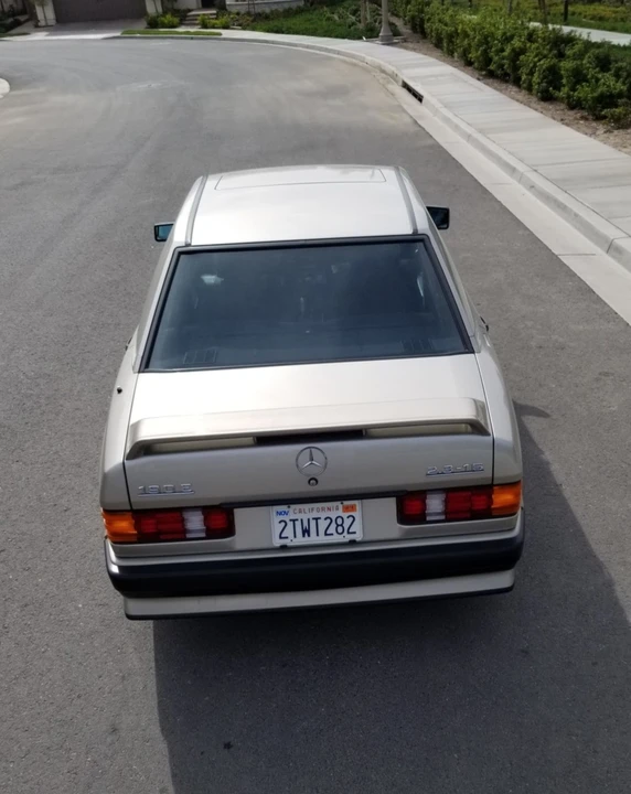 1986 Mercedes-Benz 190E 2.3-16 & 2.5-16 - Image 12 of 31