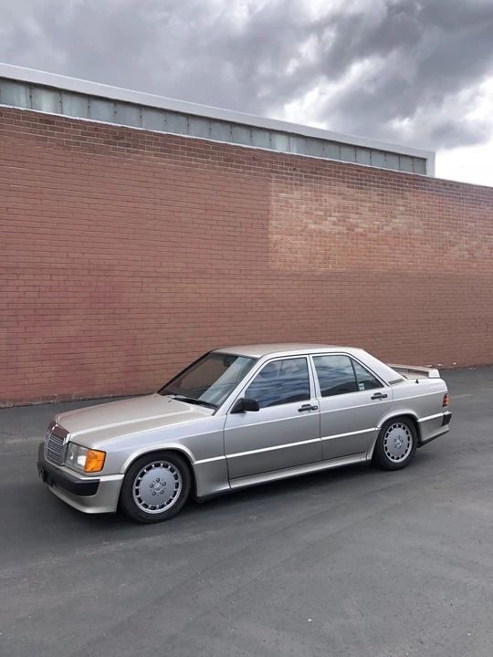 1986 Mercedes-Benz 190E 2.3-16 & 2.5-16 - Image 3 of 31