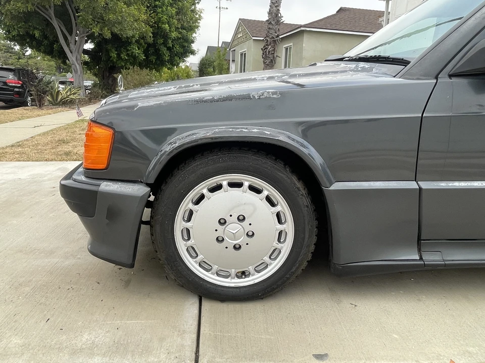 1986 Mercedes-Benz 190E 2.3-16 & 2.5-16 - Image 14 of 31