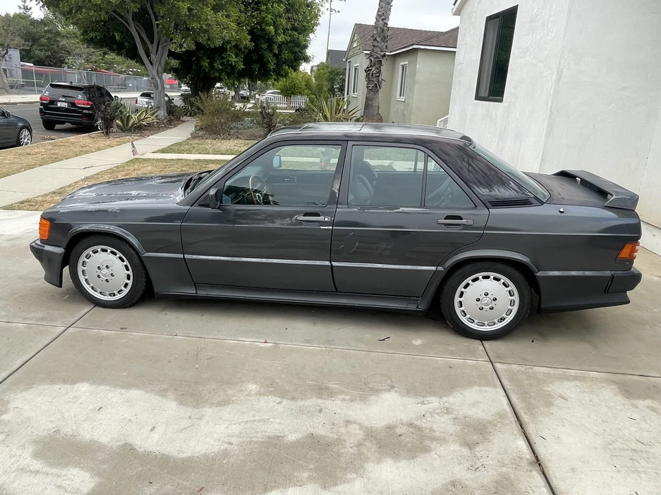 1986 Mercedes-Benz 190E 2.3-16 & 2.5-16 - Image 13 of 31