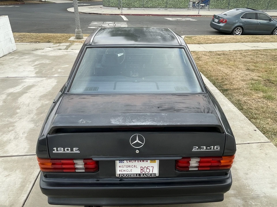 1986 Mercedes-Benz 190E 2.3-16 & 2.5-16 - Image 11 of 31