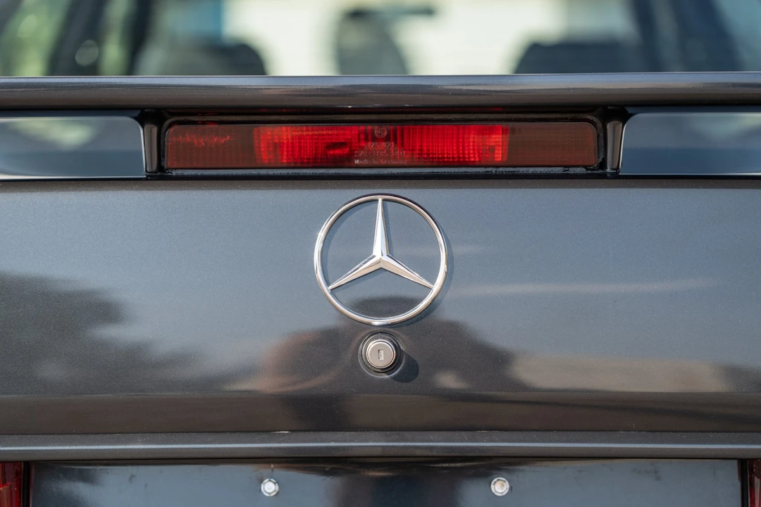 1986 Mercedes-Benz 190E 2.3-16 & 2.5-16 - Image 21 of 31
