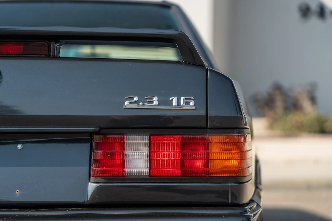 1986 Mercedes-Benz 190E 2.3-16 & 2.5-16 - Image 17 of 31