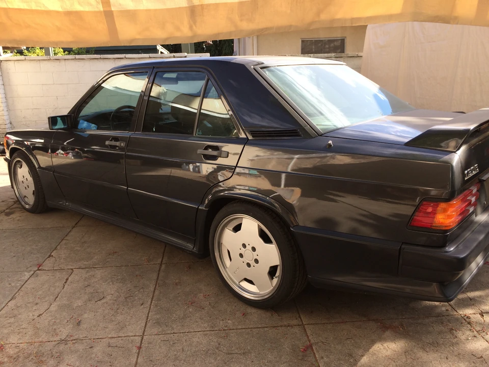 1986 Mercedes-Benz 190E 2.3-16 & 2.5-16 - Image 3 of 31