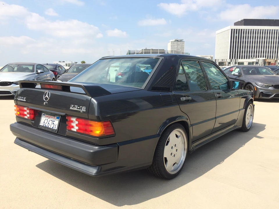 1986 Mercedes-Benz 190E 2.3-16 & 2.5-16 - Image 11 of 31
