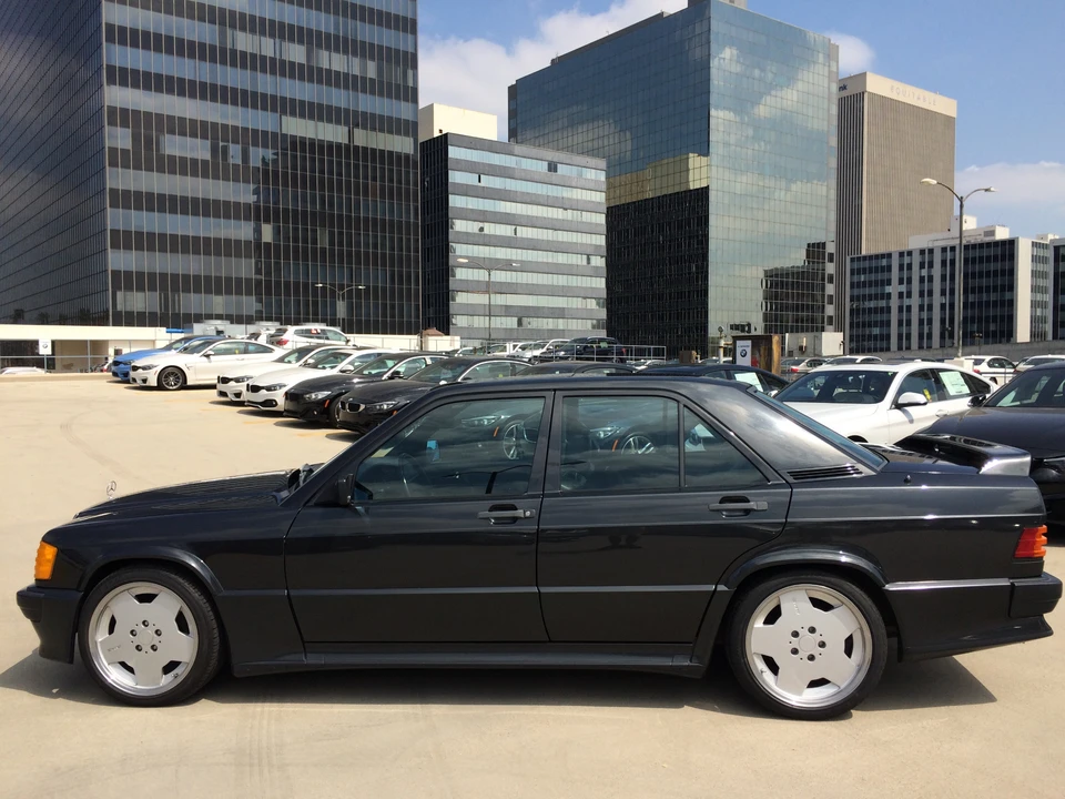 1986 Mercedes-Benz 190E 2.3-16 & 2.5-16 - Image 6 of 31