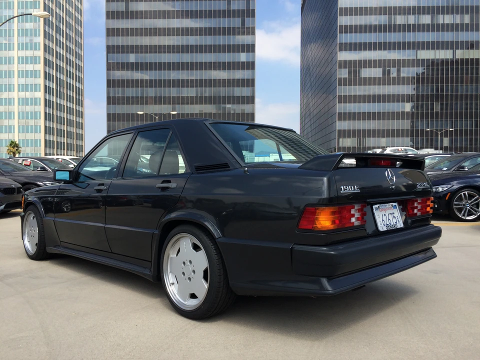 1986 Mercedes-Benz 190E 2.3-16 & 2.5-16 - Image 7 of 31