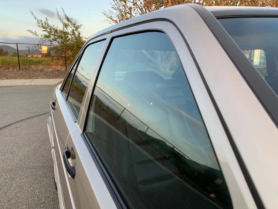 1986 Mercedes-Benz 190E 2.3-16 & 2.5-16 - Image 31 of 31
