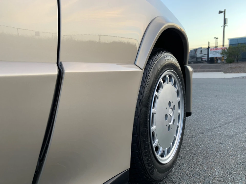 1986 Mercedes-Benz 190E 2.3-16 & 2.5-16 - Image 16 of 31
