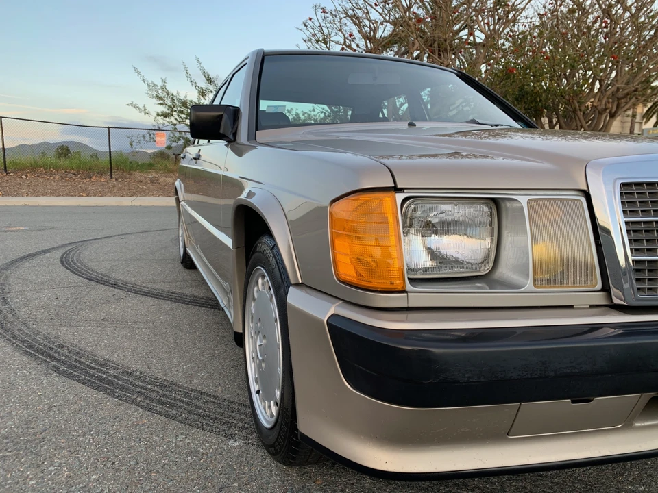 1986 Mercedes-Benz 190E 2.3-16 & 2.5-16 - Image 12 of 31