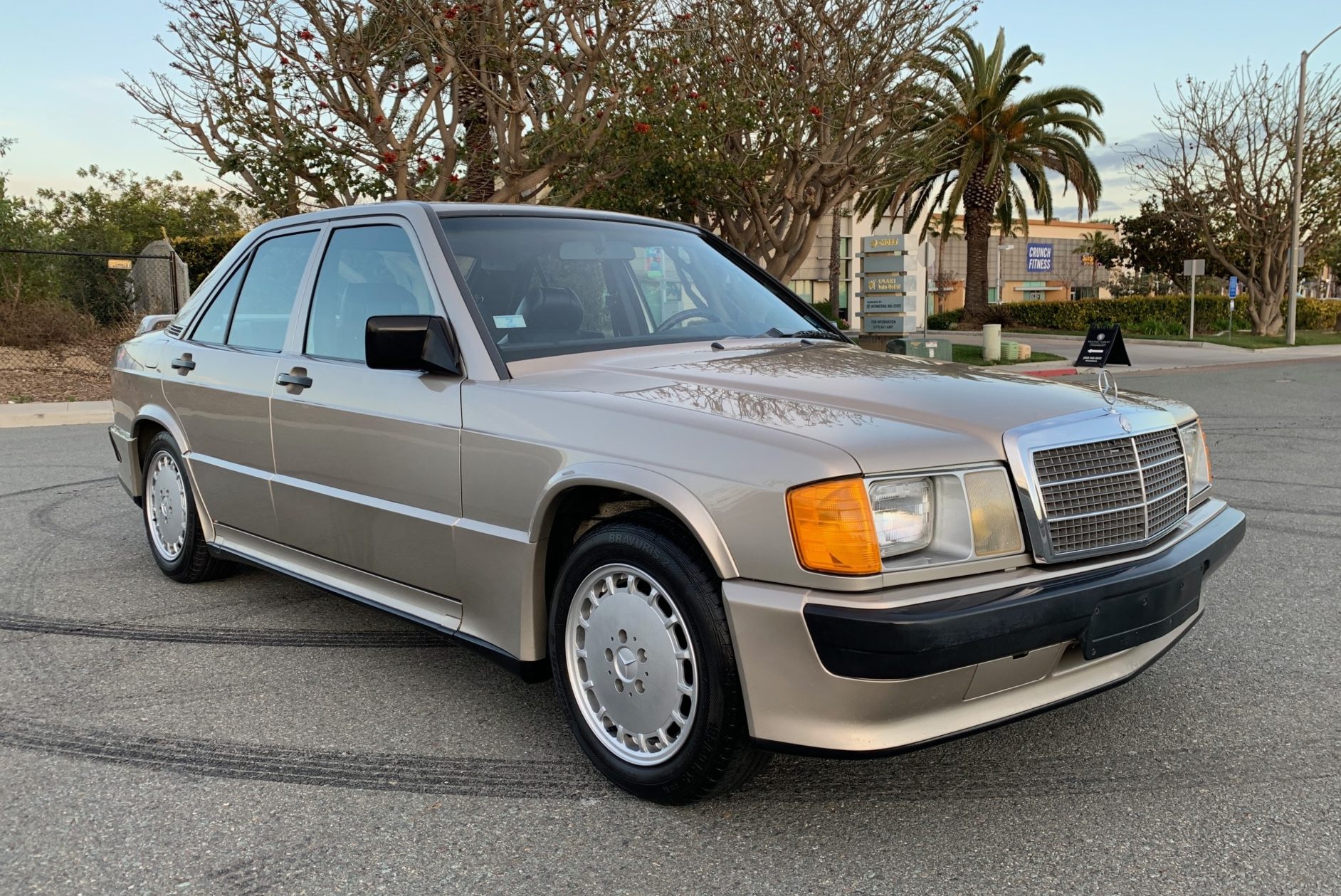 1986 Mercedes-Benz 190E 2.3-16