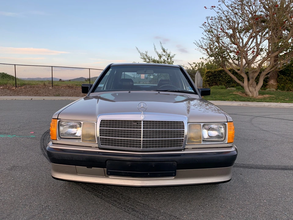 1986 Mercedes-Benz 190E 2.3-16 & 2.5-16 - Image 11 of 31