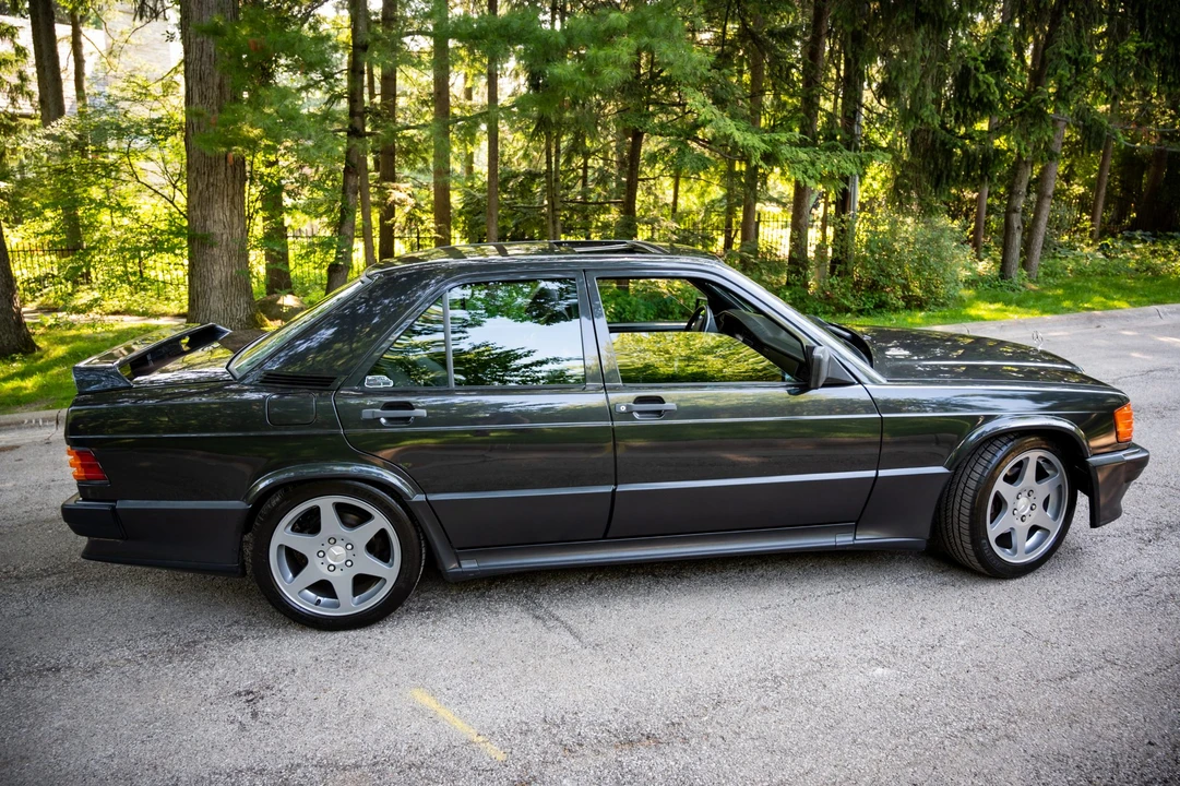 1986 Mercedes-Benz 190E 2.3-16 & 2.5-16 - Image 7 of 31