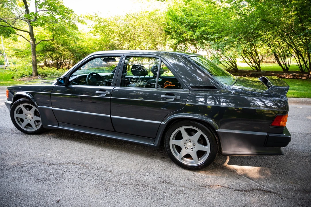 1986 Mercedes-Benz 190E 2.3-16 & 2.5-16 - Image 11 of 31