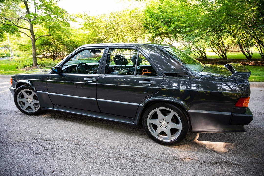 1986 Mercedes-Benz 190E 2.3-16 & 2.5-16 - Image 12 of 31