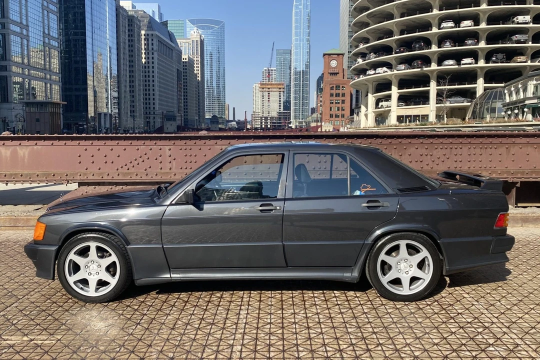 1986 Mercedes-Benz 190E 2.3-16 & 2.5-16 - Image 24 of 31