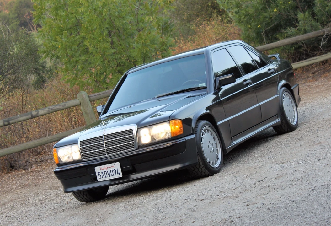 1986 Mercedes-Benz 190E 2.3-16 & 2.5-16 - Image 17 of 31