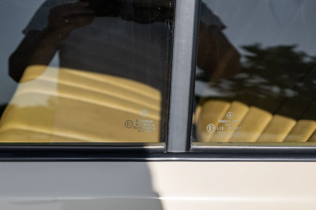 1986 Mercedes-Benz 190E - Image 28 of 31
