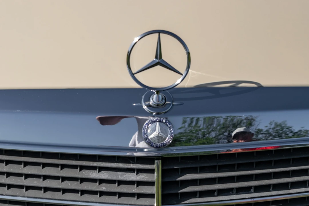 1986 Mercedes-Benz 190E - Image 16 of 31