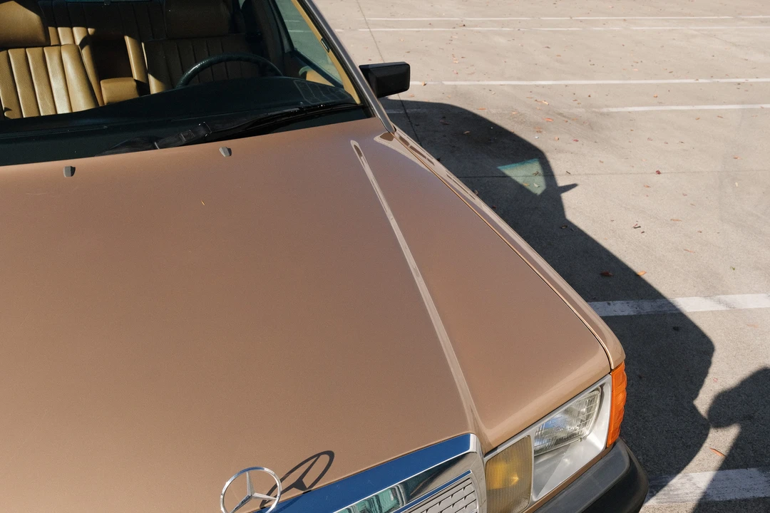 1986 Mercedes-Benz 190E - Image 13 of 31