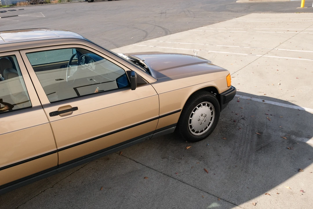 1986 Mercedes-Benz 190E - Image 24 of 31