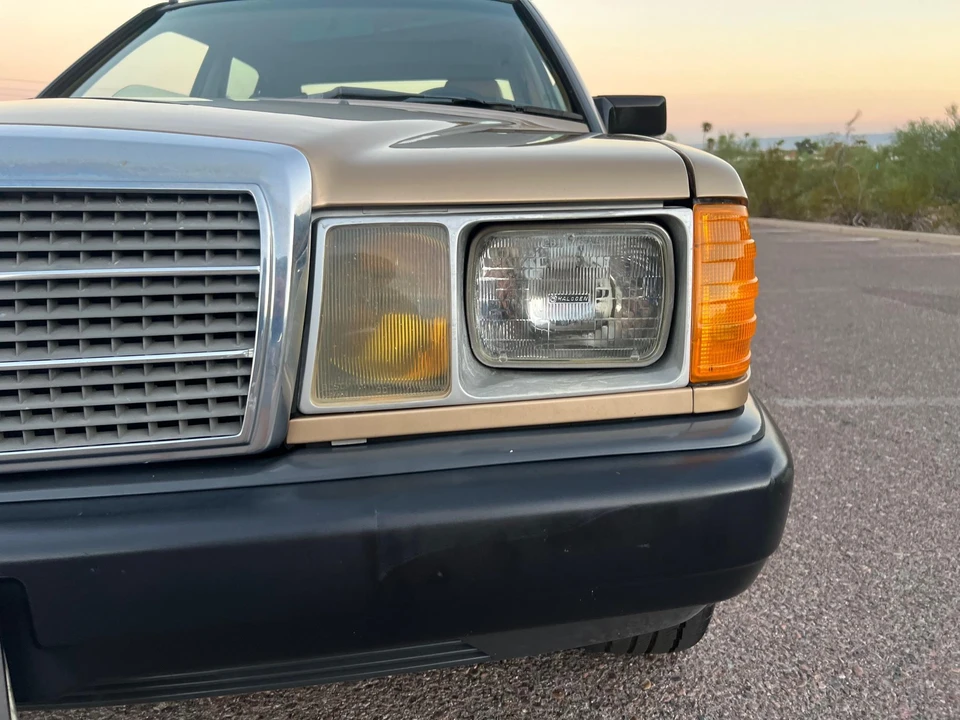 1986 Mercedes-Benz 190E - Image 19 of 31