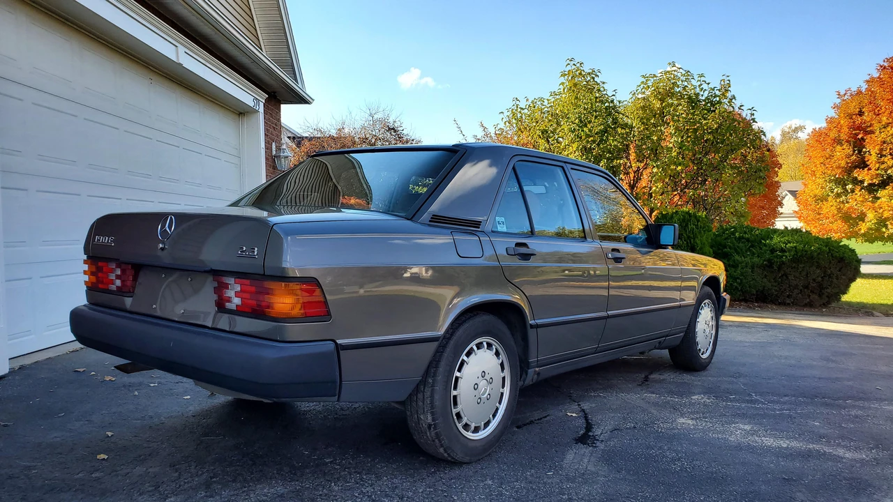 1986 Mercedes-Benz 190E - Image 4 of 31