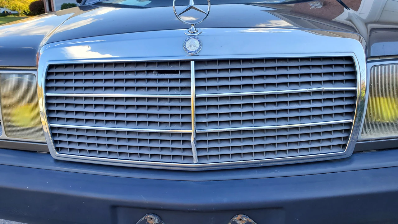1986 Mercedes-Benz 190E - Image 12 of 31