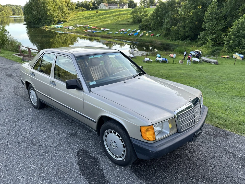 1986 Mercedes-Benz 190E - Image 30 of 31