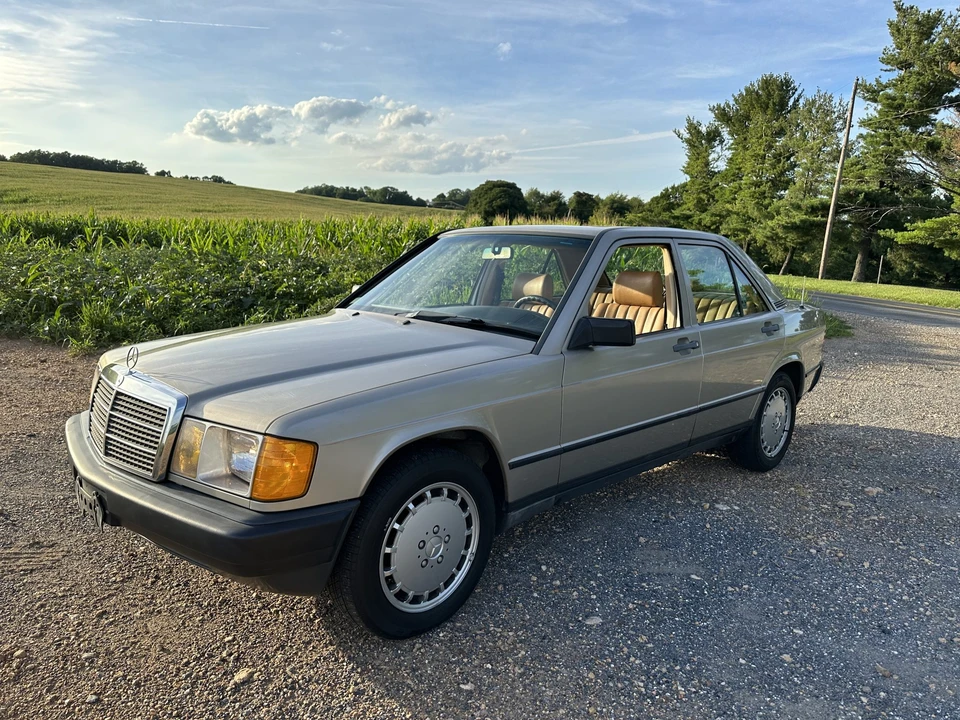 1986 Mercedes-Benz 190E - Image 3 of 31